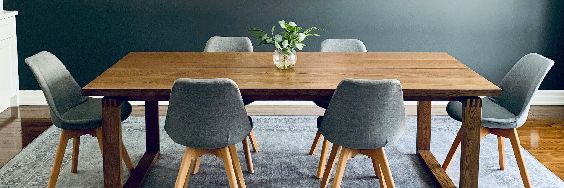 Furniture product | Relaxed Space Dining Set